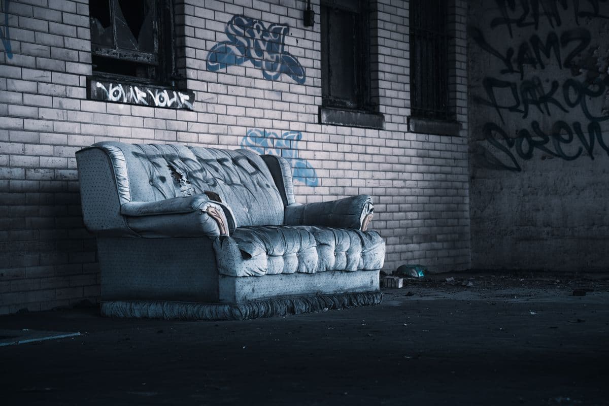 Donate or Dump? Where Your Couch Should Actually Go